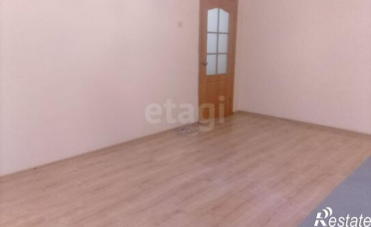 2-комн квартира улица Иванова, 19,  д. 19