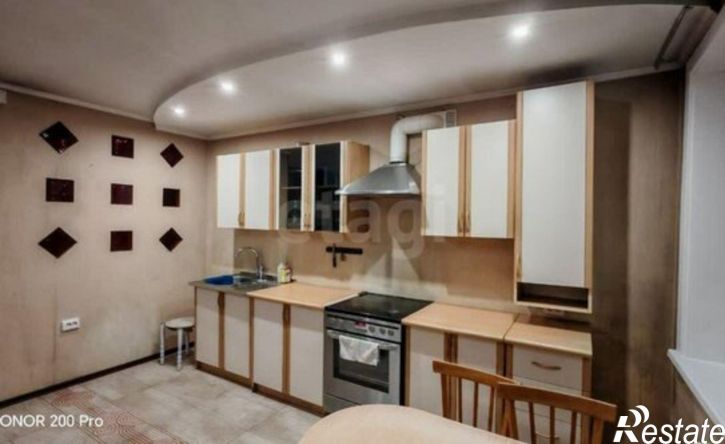 5-комн квартира ул Тобольская, 61,  д. 61