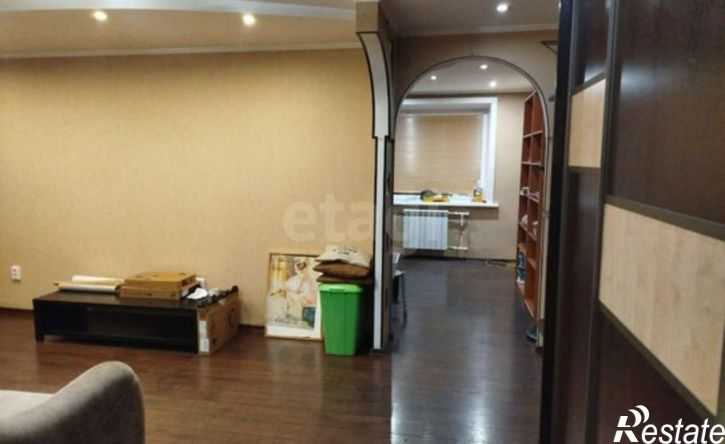 5-комн квартира ул Тобольская, 61,  д. 61