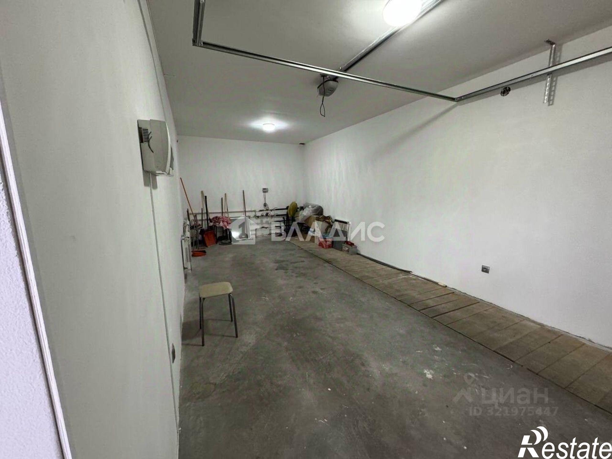 Купить квартиру за 12 000 000 рублей на Тепловая улица, 104А/6