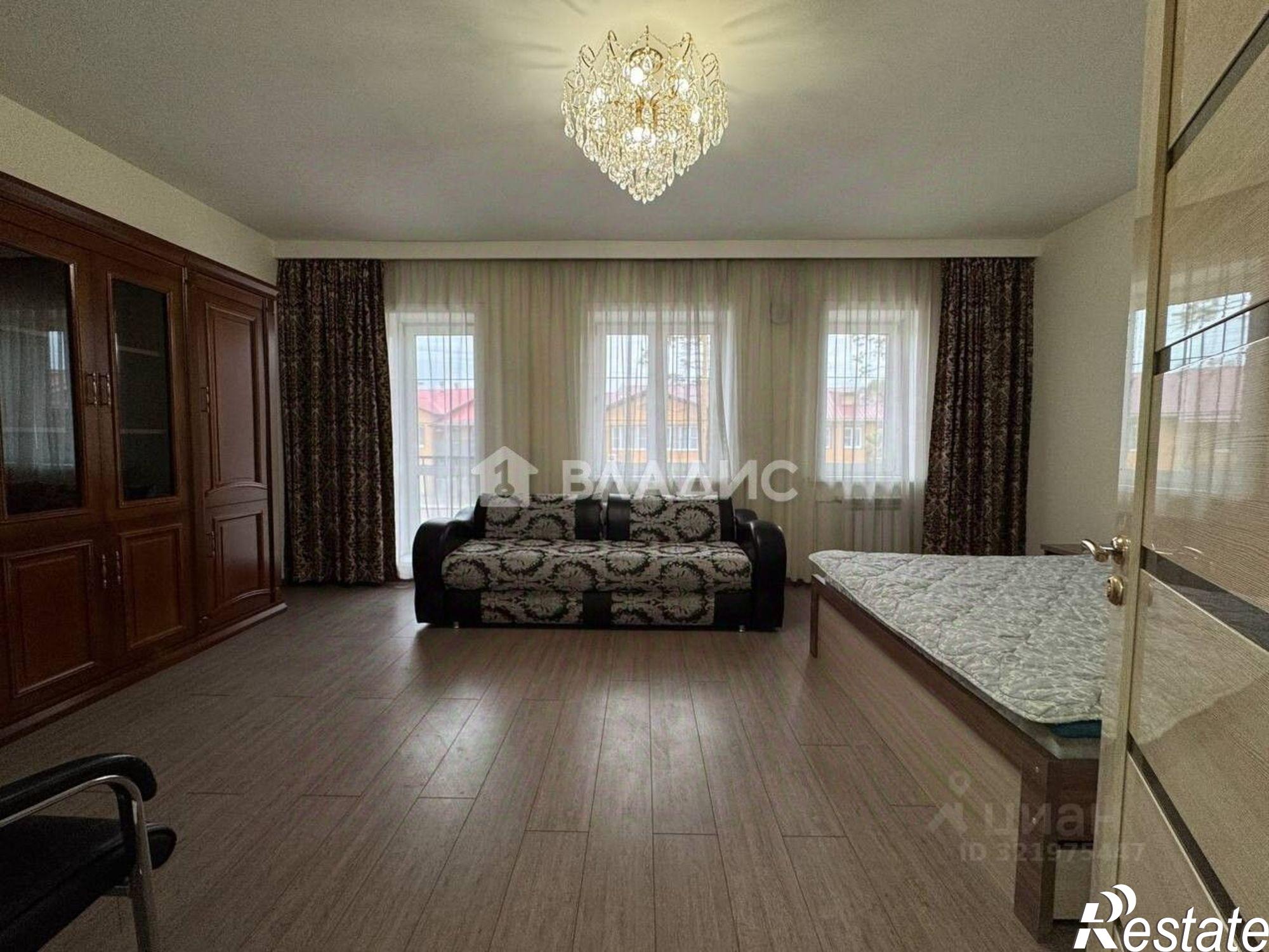 Купить квартиру за 12 000 000 рублей на Тепловая улица, 104А/6