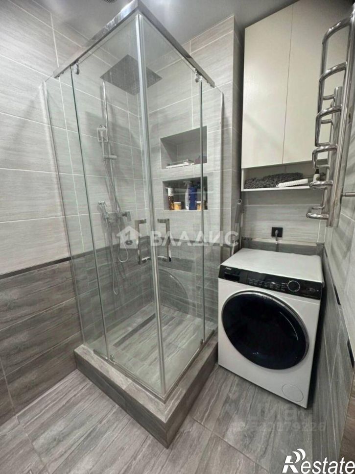 3-комн квартира микрорайон 140Б, 4