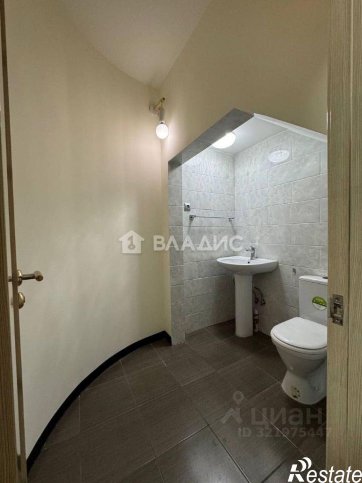 3-комн квартира Тепловая улица, 104А/6,  д. 104А/6