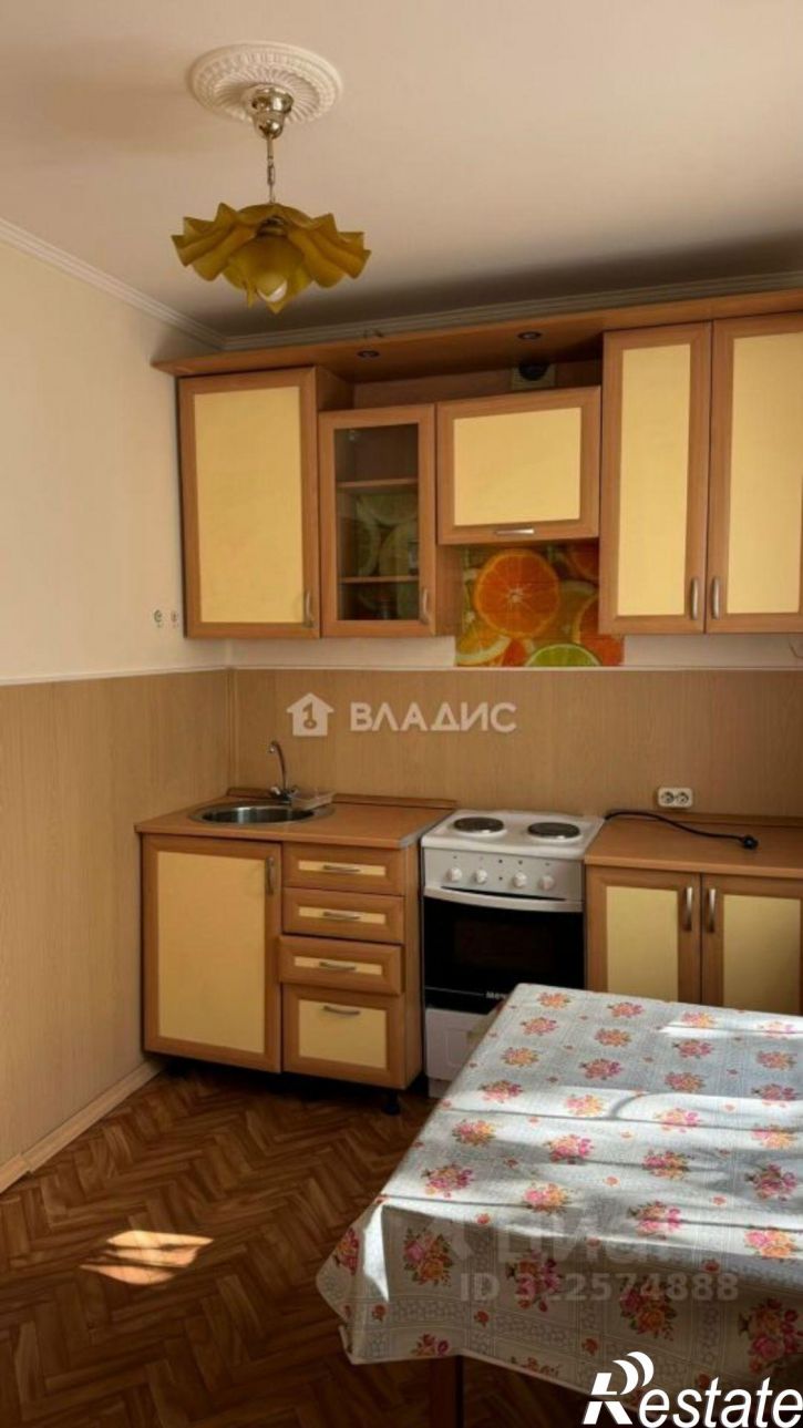 1-комн квартира улица Юного Коммунара, 4,  д. 4