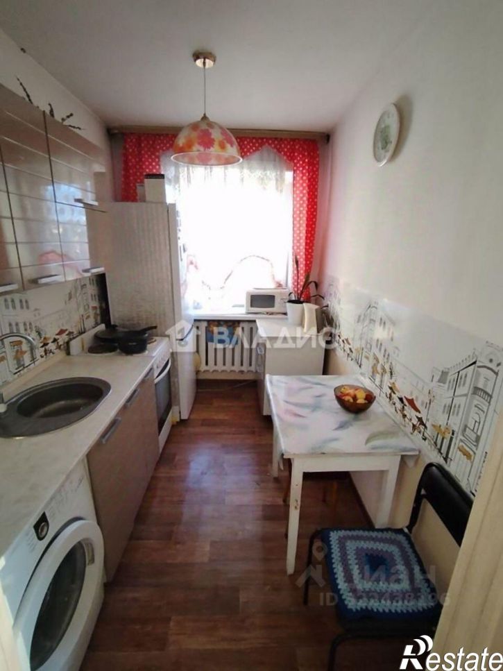 2-комн квартира Овражная улица, 24,  д. 24