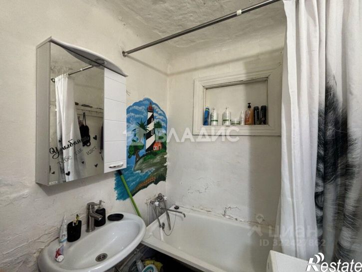 2-комн квартира проспект 50-летия Октября, 27,  д. 27