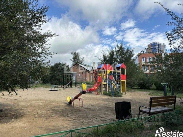 2-комн квартира проспект 50-летия Октября, 27,  д. 27