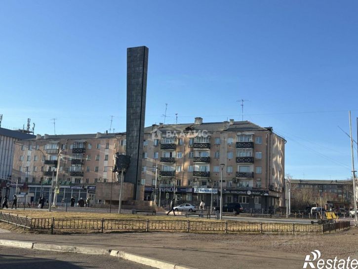 2-комн квартира проспект 50-летия Октября, 27,  д. 27