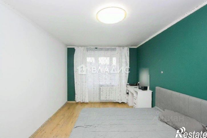 2-комн квартира улица Жердева, 76,  д. 76