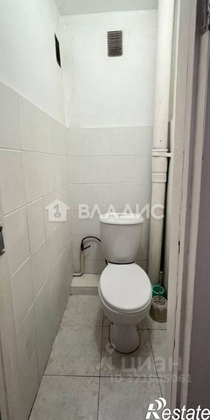 2-комн квартира 111-й микрорайон, 11