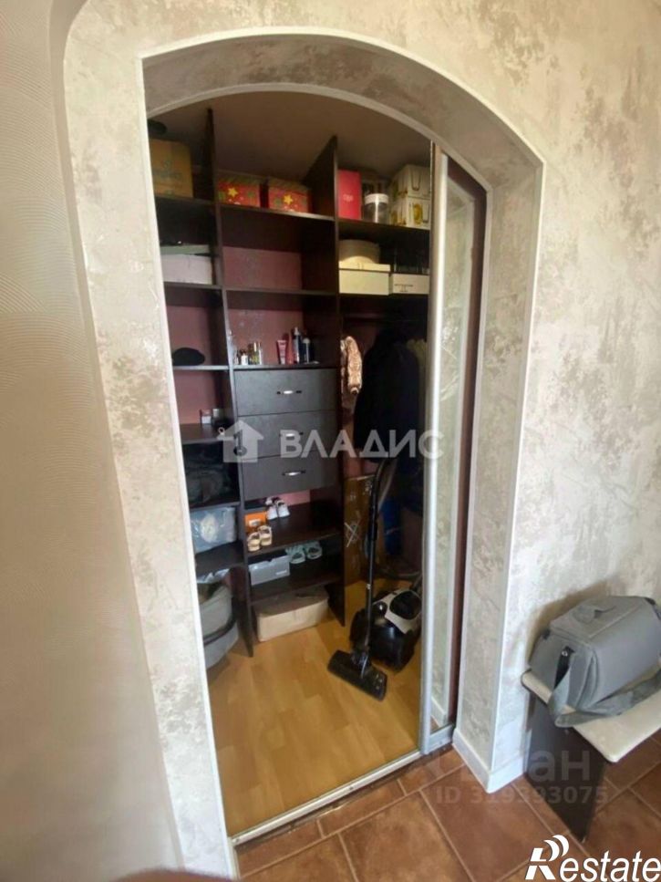 3-комн квартира улица Толстого, 2,  д. 2