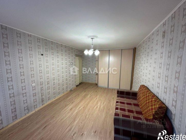 1-комн квартира улица Камова, 17,  д. 17