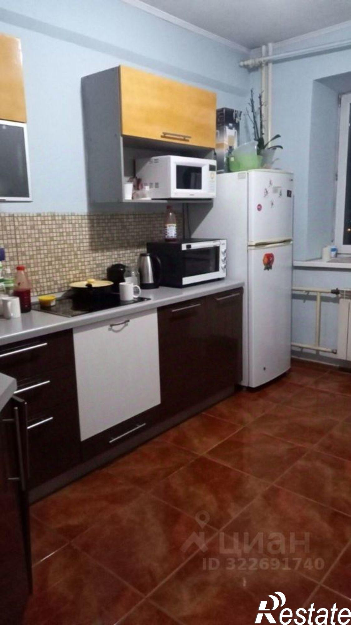 Сдать квартиру за 40 000 рублей на улица Смолина, 81