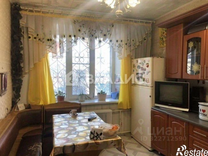 3-комн квартира улица Жуковского, 21,  д. 21