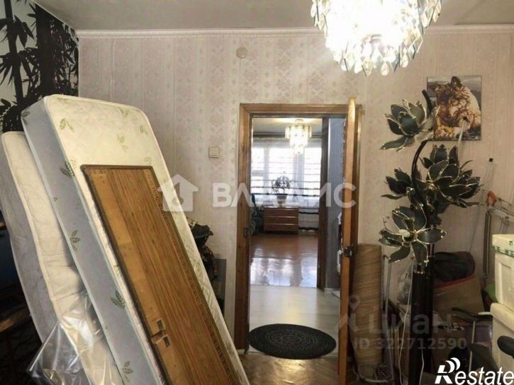 3-комн квартира улица Жуковского, 21,  д. 21