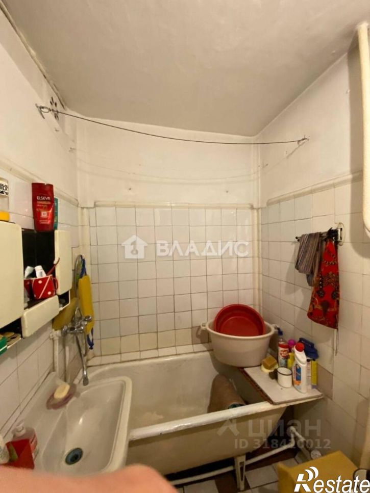 2-комн квартира Профсоюзная улица, 42,  д. 42