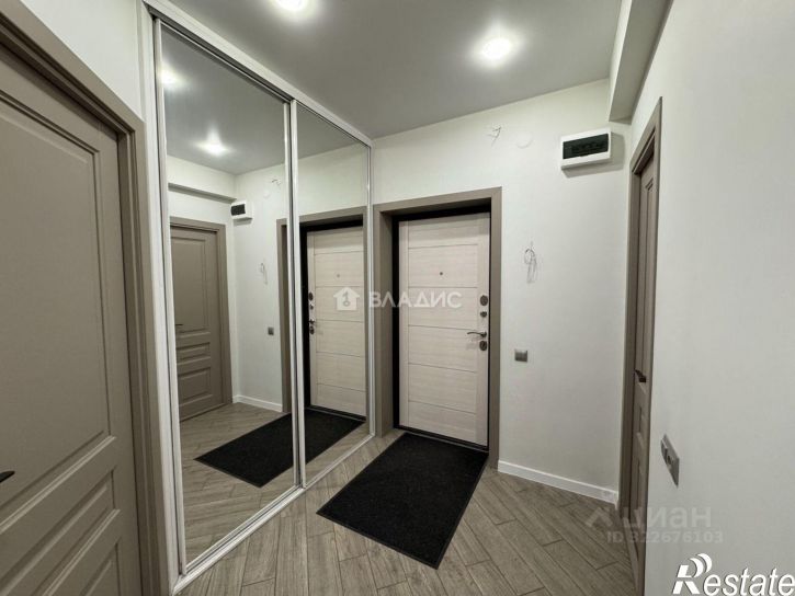 2-комн квартира микрорайон 140Б, 1