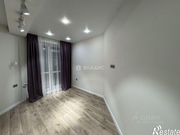 2-комн квартира микрорайон 140Б, 1