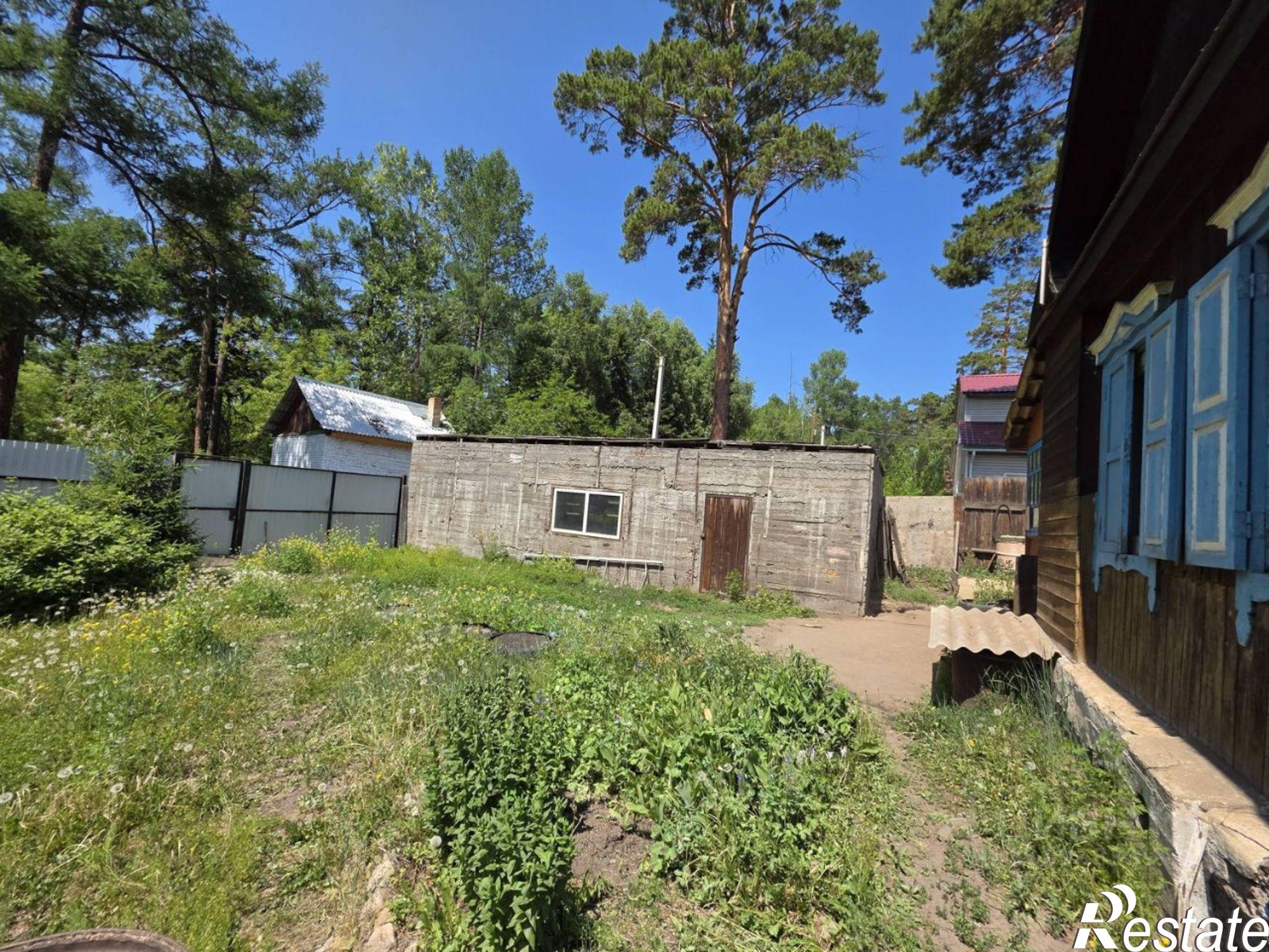 Купить дачу, дом, коттедж за 4 500 000 рублей на Санаторно-лесная школа, 9