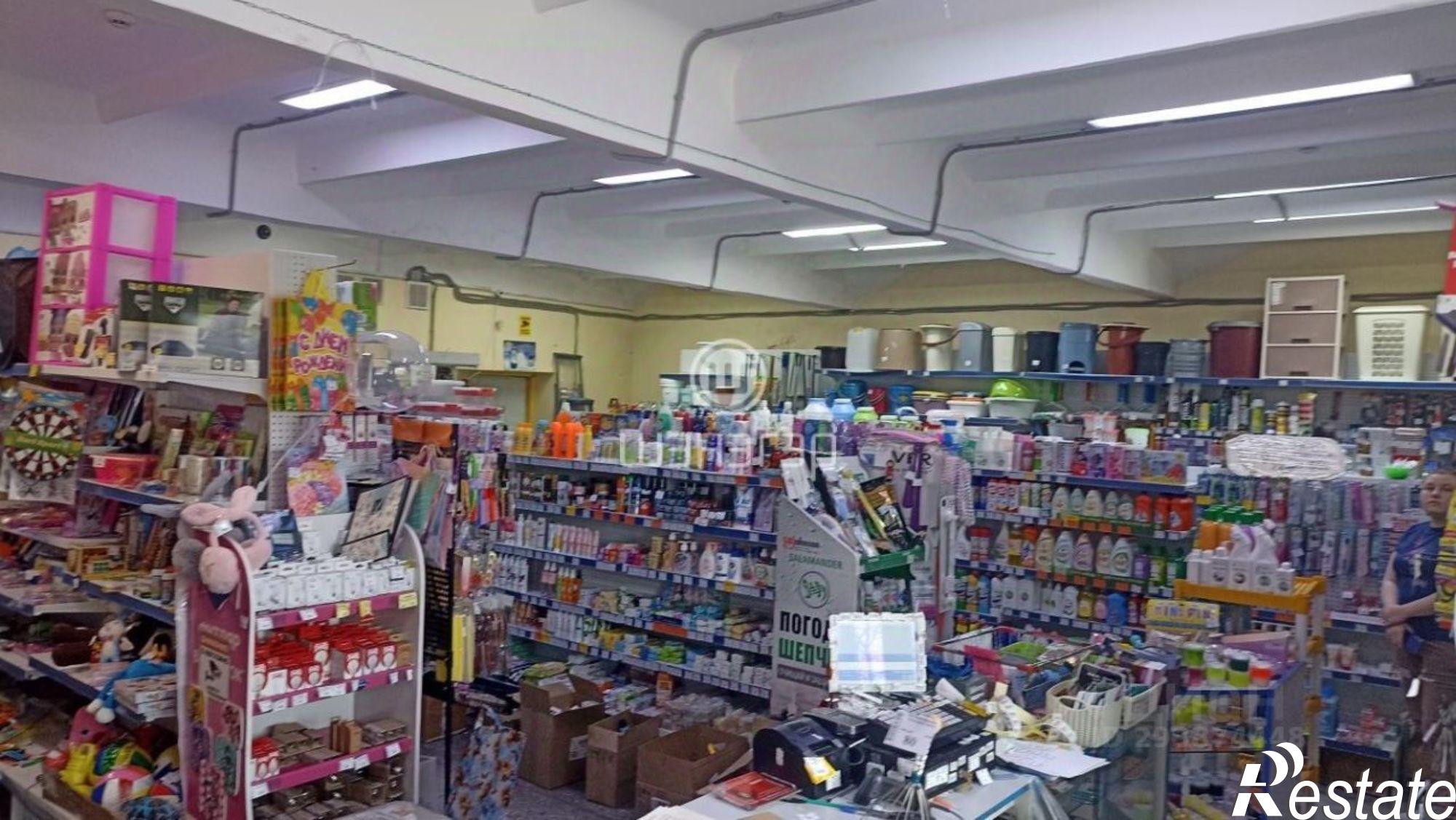 Купить торговое помещение за 141 744 рублей на ул Туполева, 13