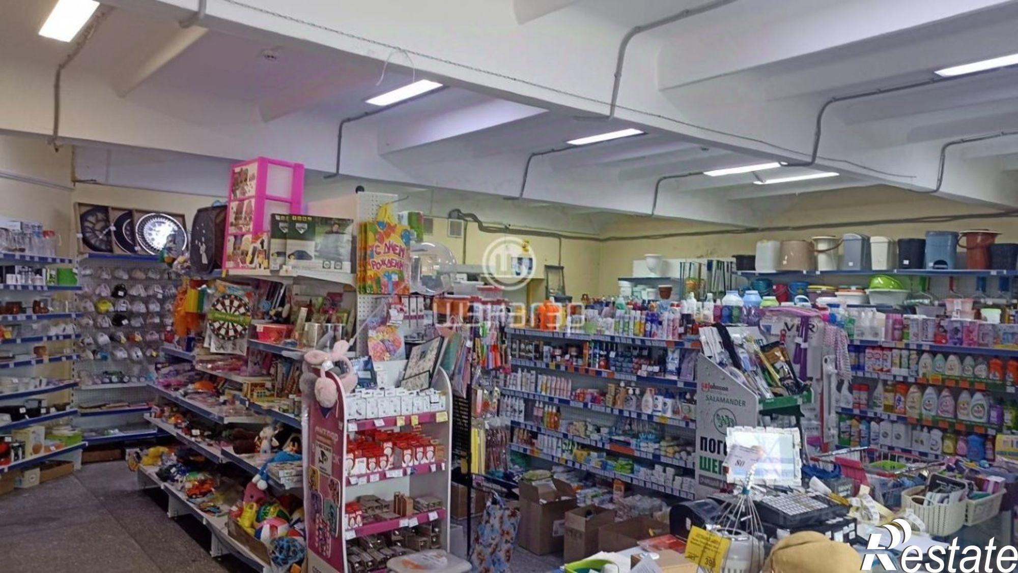 Купить торговое помещение за 141 744 рублей на ул Туполева, 13