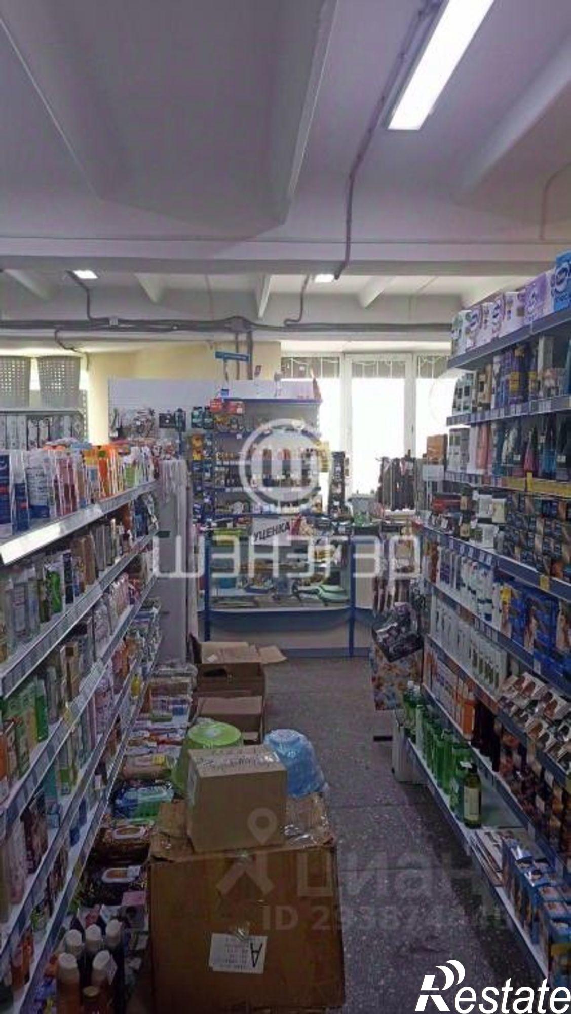 Купить торговое помещение за 141 744 рублей на ул Туполева, 13