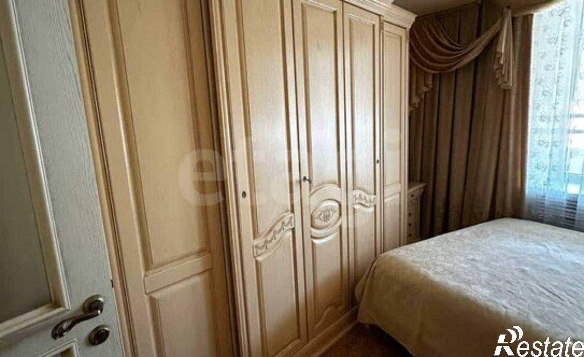 Купить квартиру за 18 000 000 рублей на проспект Победы, 16