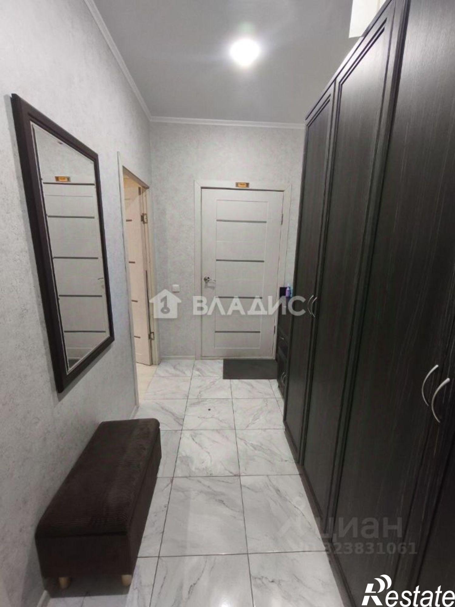 Купить квартиру за 5 800 000 рублей на 142-й микрорайон, 8