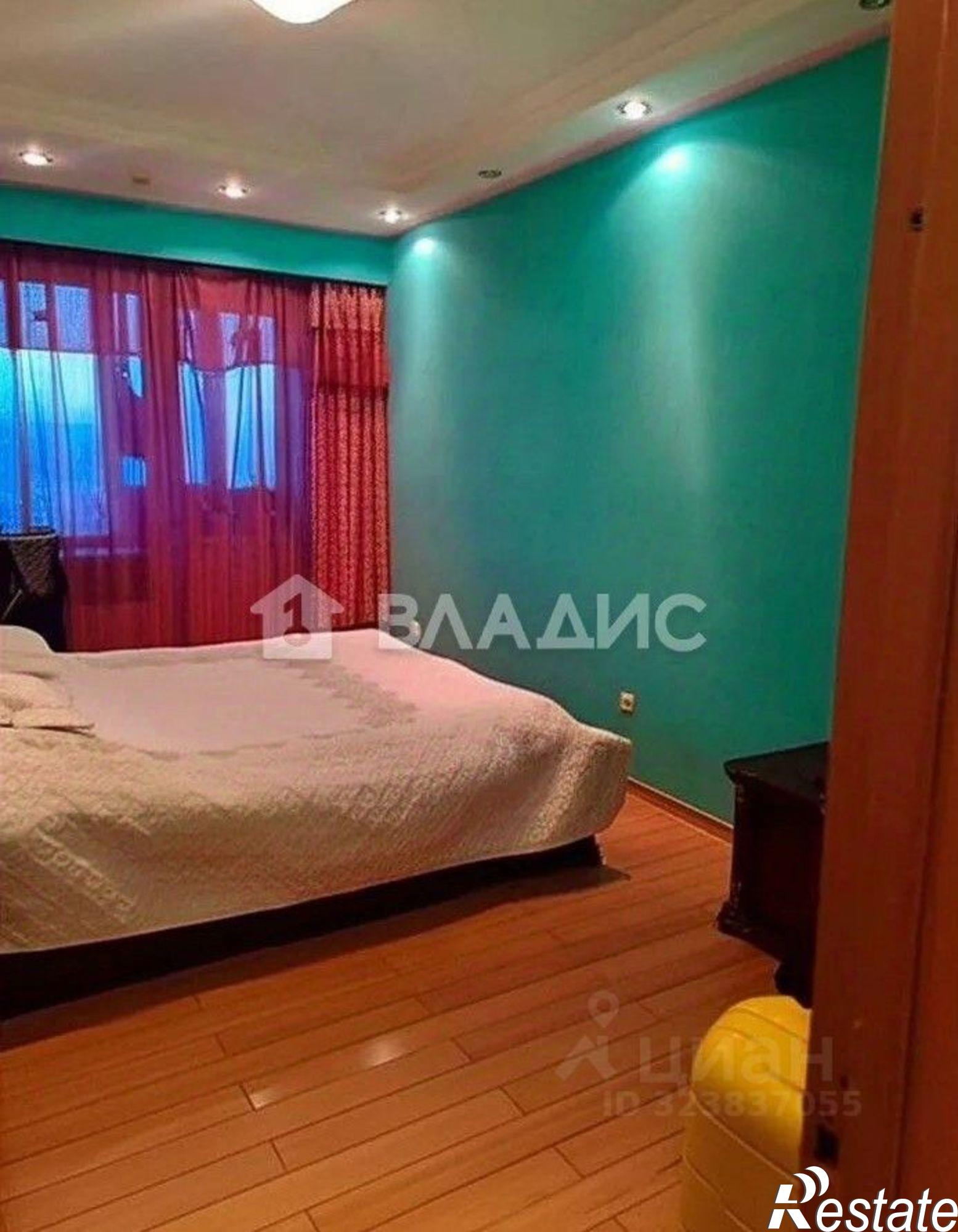 Купить квартиру за 12 000 000 рублей на ул Добролюбова, 37