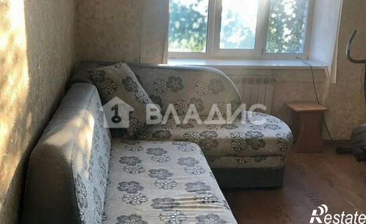 2-комн квартира 110-й микрорайон, 3А