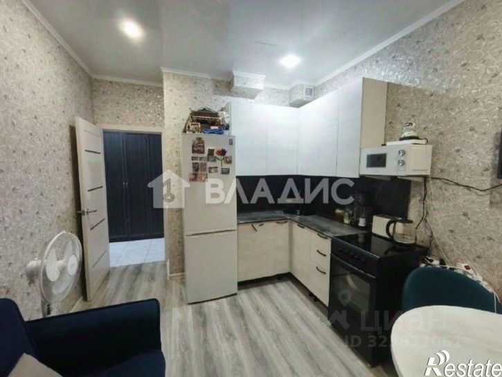 1-комн квартира 142-й микрорайон, 8