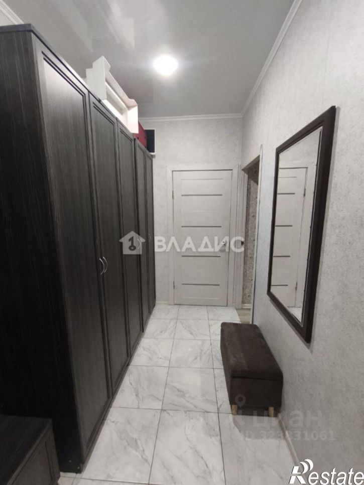 1-комн квартира 142-й микрорайон, 8