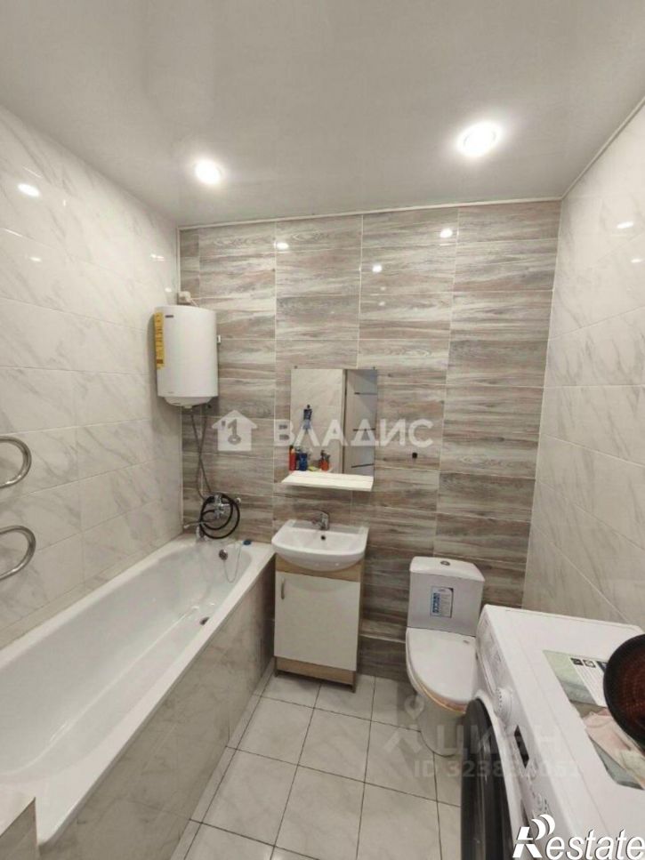 1-комн квартира 142-й микрорайон, 8