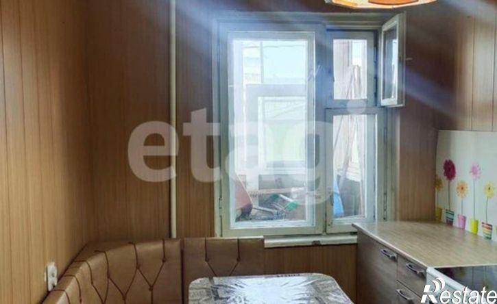 3-комн квартира 113-й микрорайон, 1