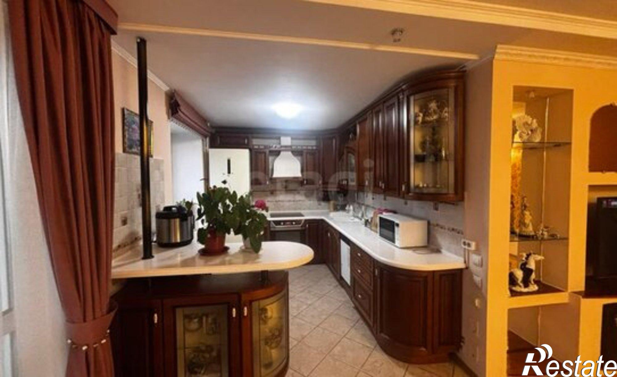 Купить квартиру за 14 500 000 рублей на улица Жердева, 102