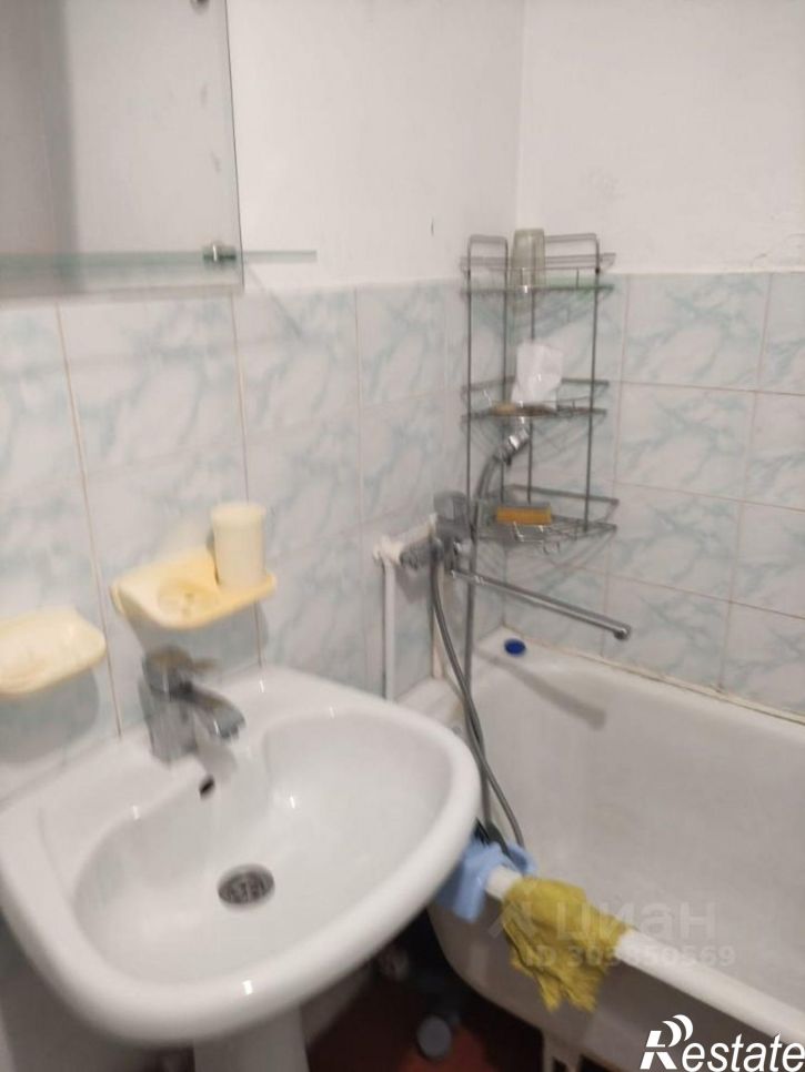 2-комн квартира проспект Строителей, 46,  д. 46