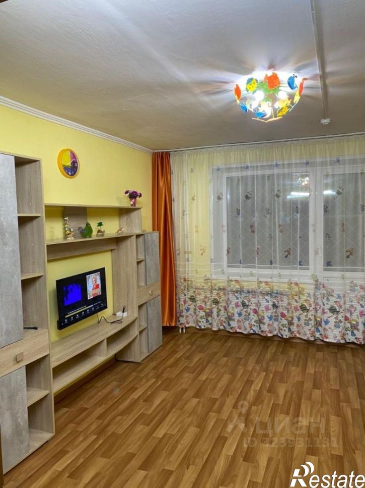 2-комн квартира улица Шумяцкого, 5,  д. 5