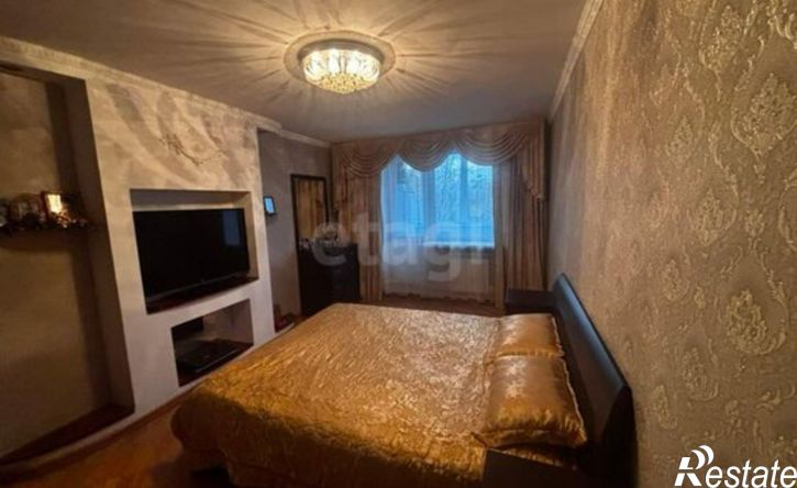 3-комн квартира улица Жердева, 102,  д. 102