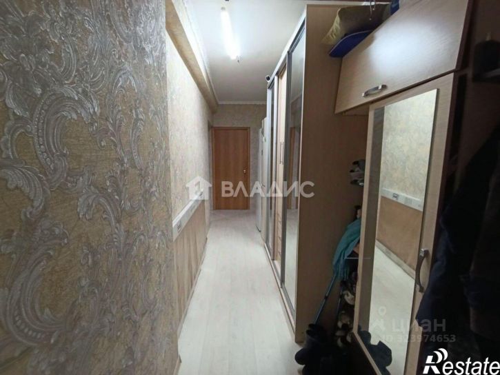 3-комн квартира микрорайон 140А, 17