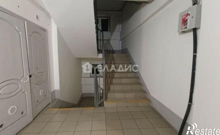 3-комн квартира микрорайон 140А, 17