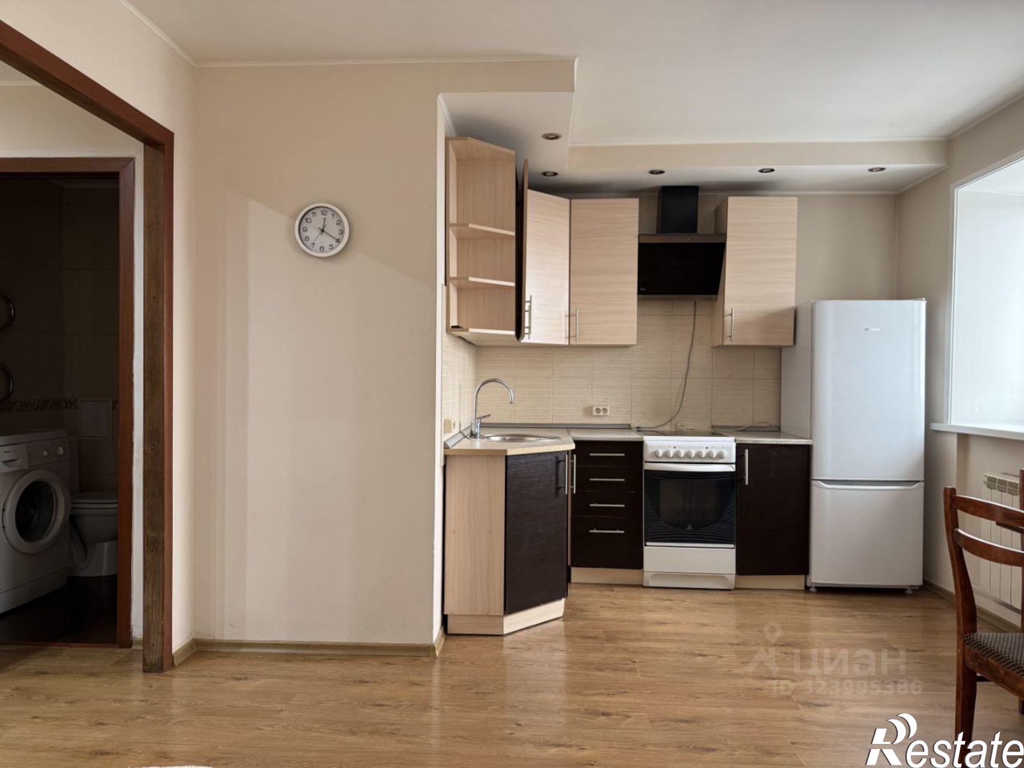 Сдать квартиру за 38 000 рублей на проспект Победы, 7