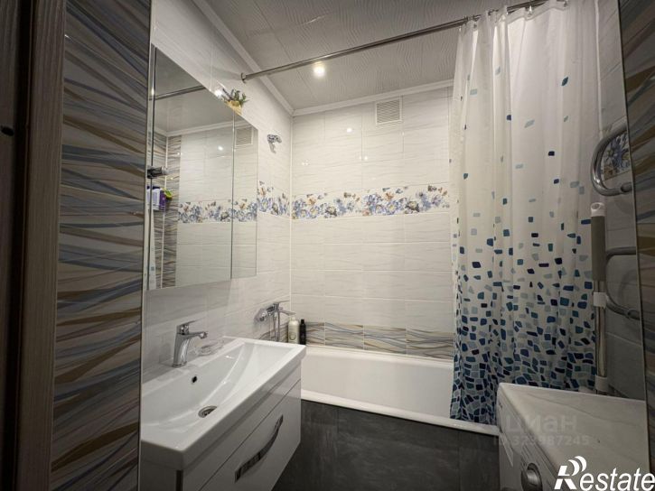 2-комн квартира Тобольская улица, 65,  д. 65