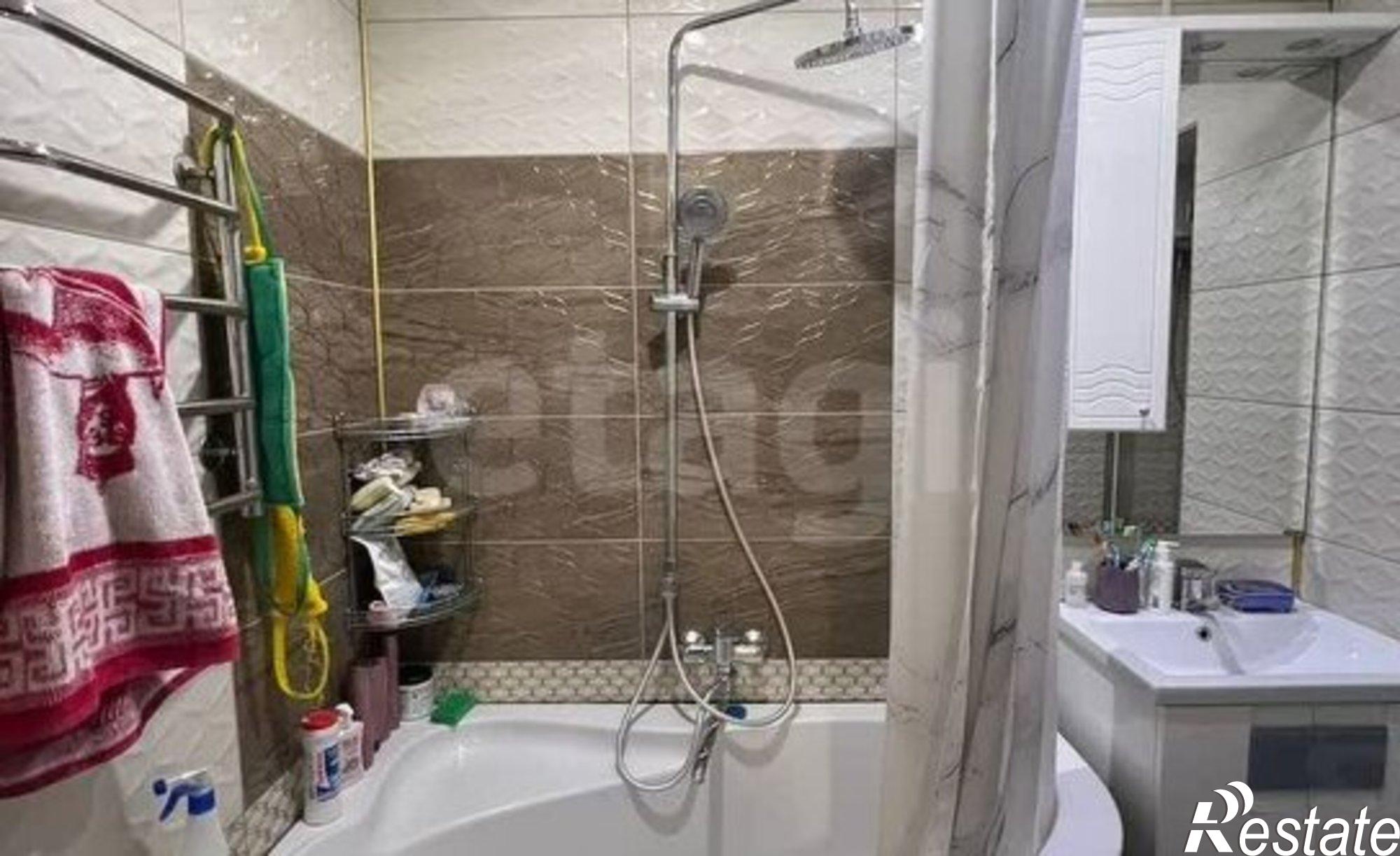 Купить квартиру за 14 300 000 рублей на улица Смолина, 77