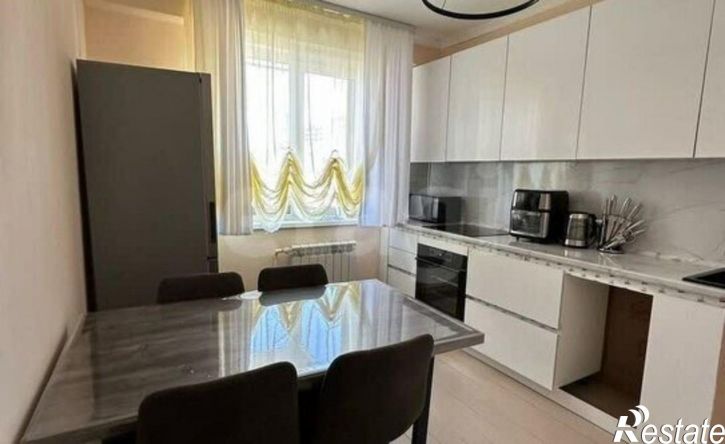 1-комн квартира микрорайон 140А, 20