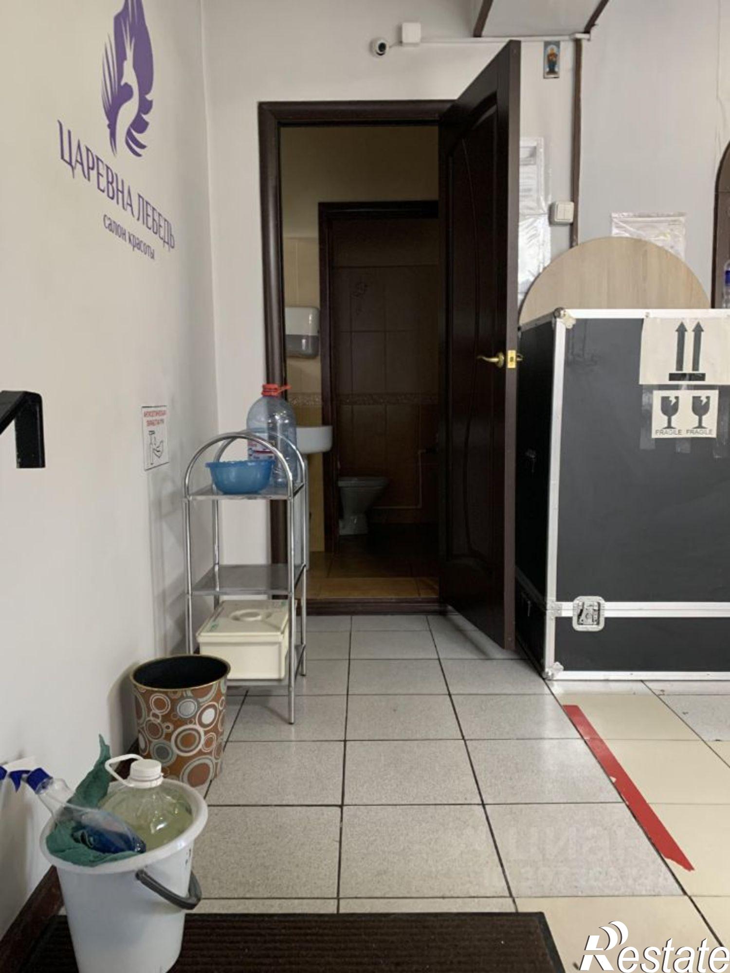 Купить офис, помещение под офис за 8 992 090 рублей на улица Тулаева, 148А