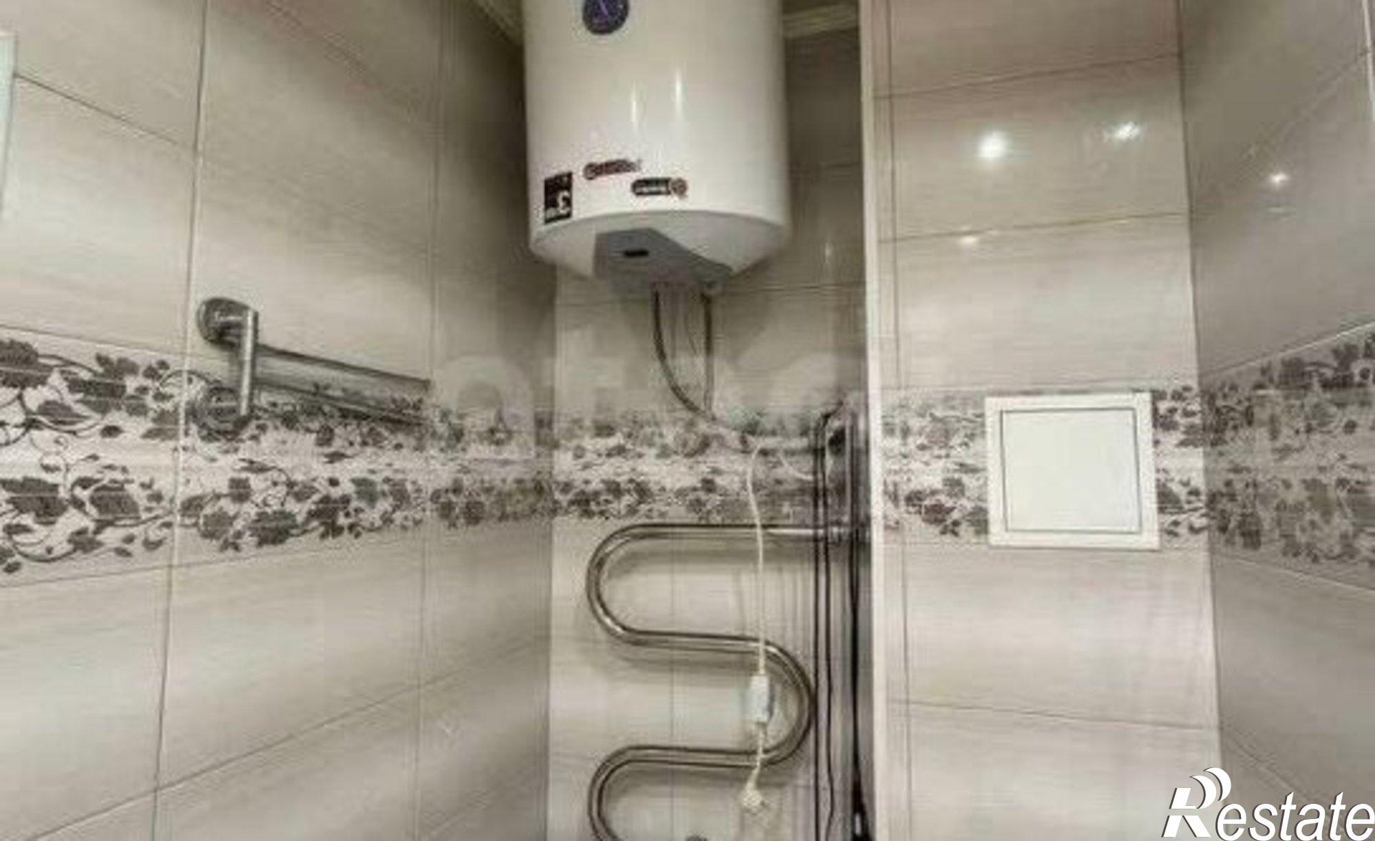 Купить квартиру за 4 900 000 рублей на 111-й микрорайон, 14А