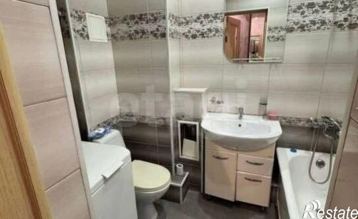 1-комн квартира 111-й микрорайон, 14А