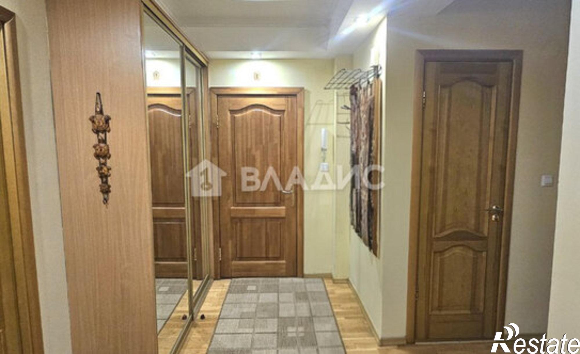 Купить квартиру за 16 000 000 рублей на улица Смолина, 54А