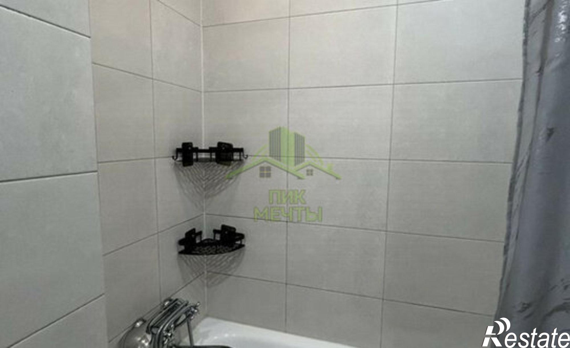 Купить квартиру за 4 700 000 рублей на 113-й микрорайон, 24