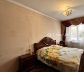 2-комн, 52кв м, этаж 6/10 улица Революции 1905 года, 102